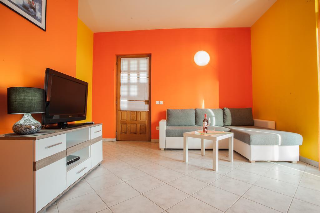 Apartments Lovic Lokva Rogoznica Exterior photo